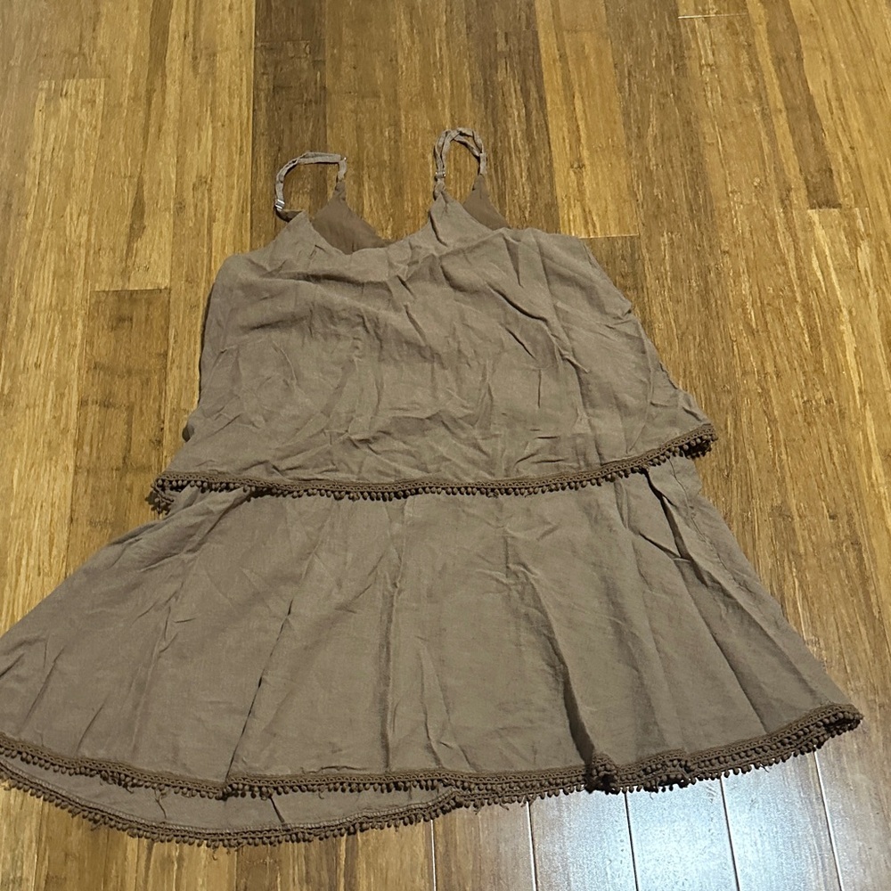 LAST CHANCE: Elegant Brown Midi Dress
